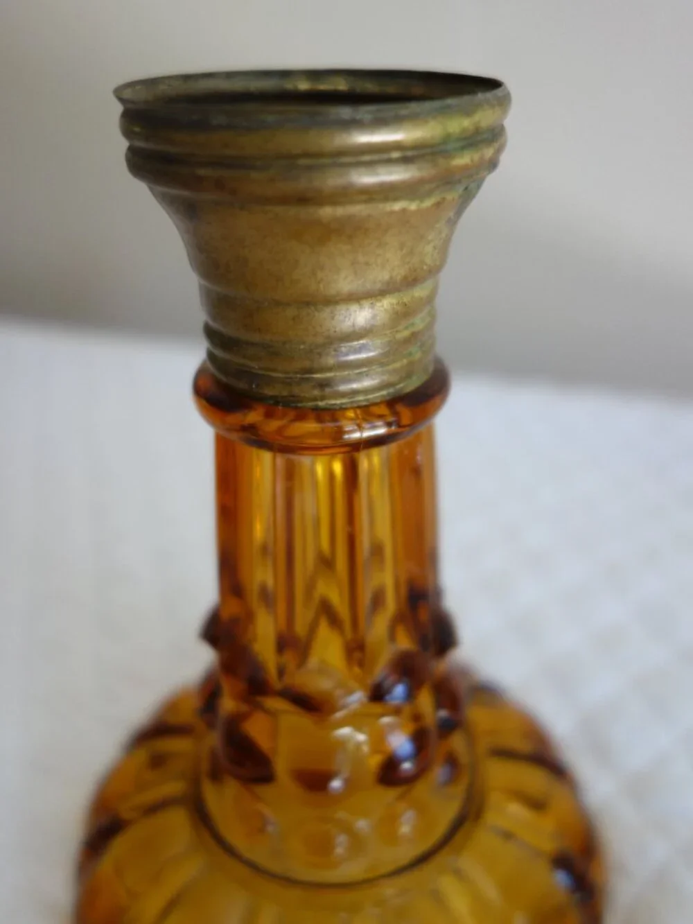 Antique / Vintage Amber Patterened Glass Oil Lamp – Base only – STUNNING!